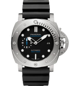 Panerai Submersible PAM01305
