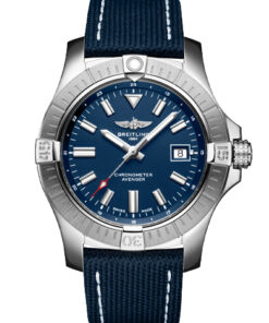 Breitling Avenger A17318101C1X1